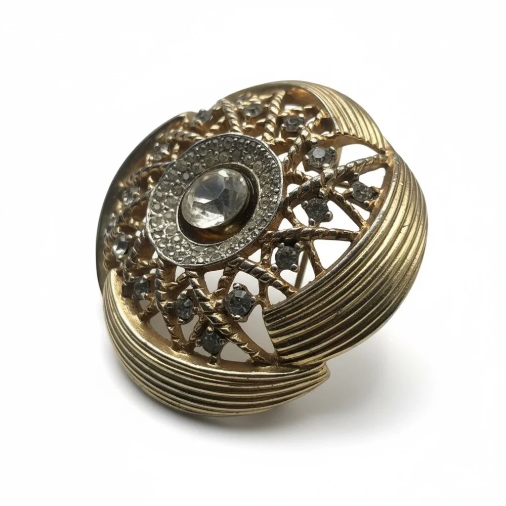 Vintage Crystal Rhinestone Gold Tone Wheel Brooch Mid 20th Century Classic